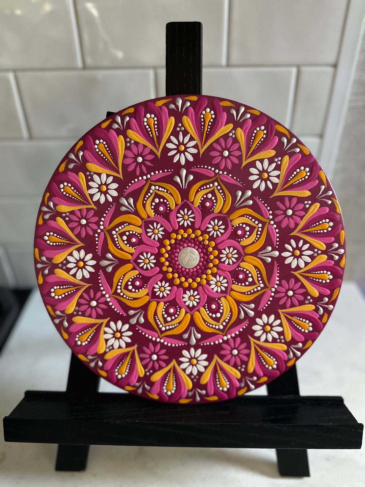 10" Wood Round Mandala Painting - April Birth Flower