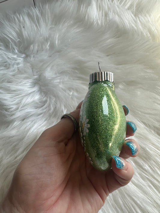 Glitter Christmas Ornament - Disc / Round - Green, White, Yellow, Daisies