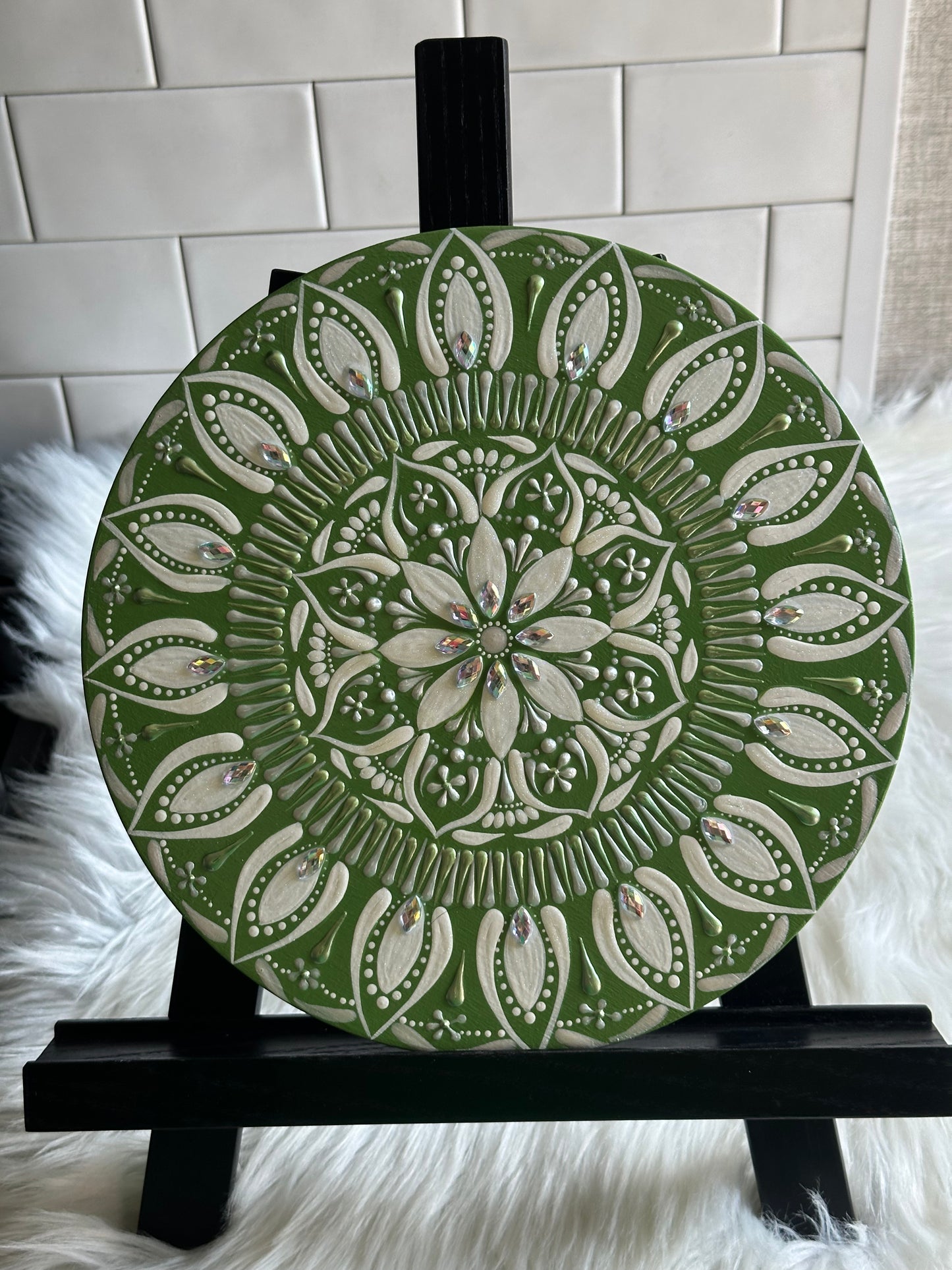 10" Wood Round Mandala Painting - May Birth Flower
