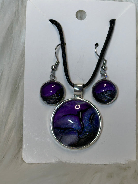 Jewelry - Necklace & Earrings