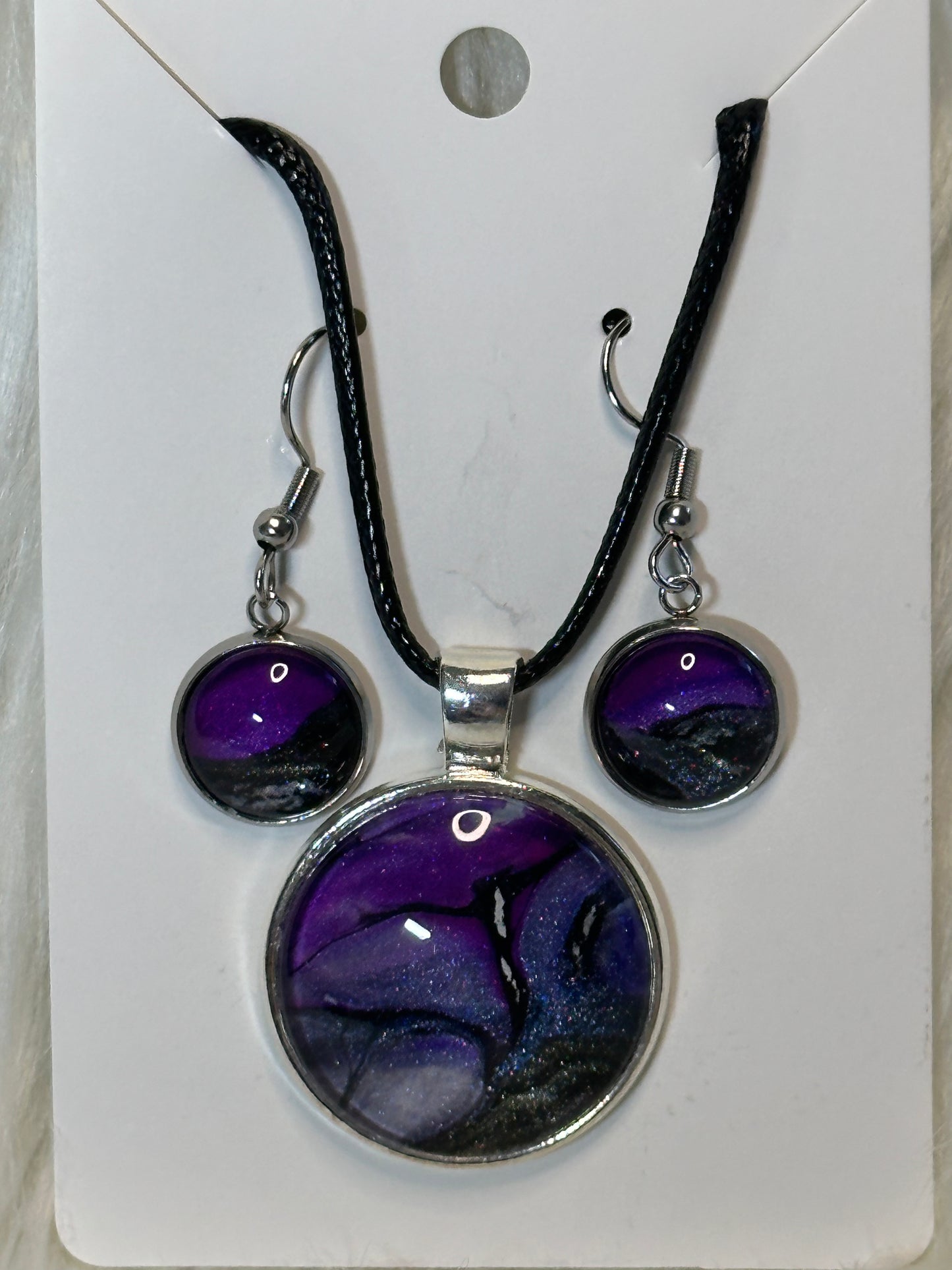 Jewelry - Necklace & Earrings