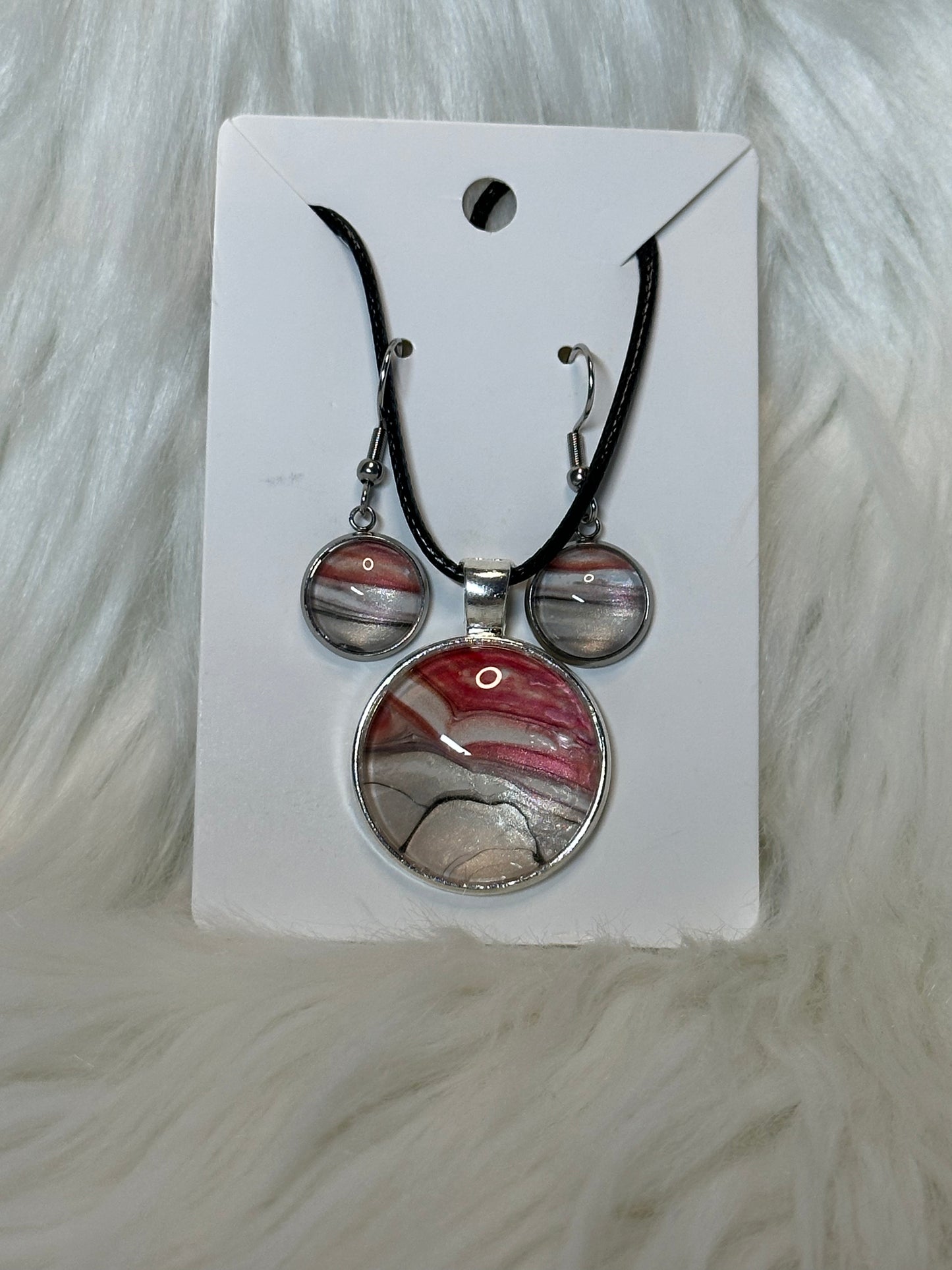 Jewelry - Necklace & Earrings